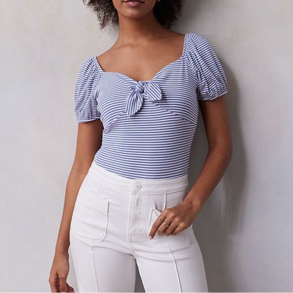 🌼 $5 Sale! 🌼 Lauren Conrad Ribbed Bodysuit Size Large